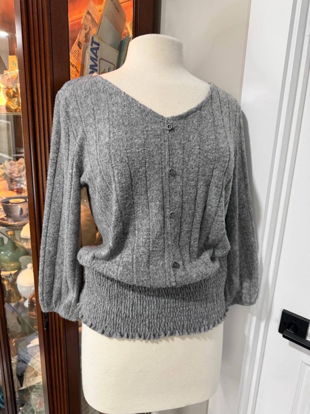 Cato Gray Ribbed Button-Back Knit Cardigan